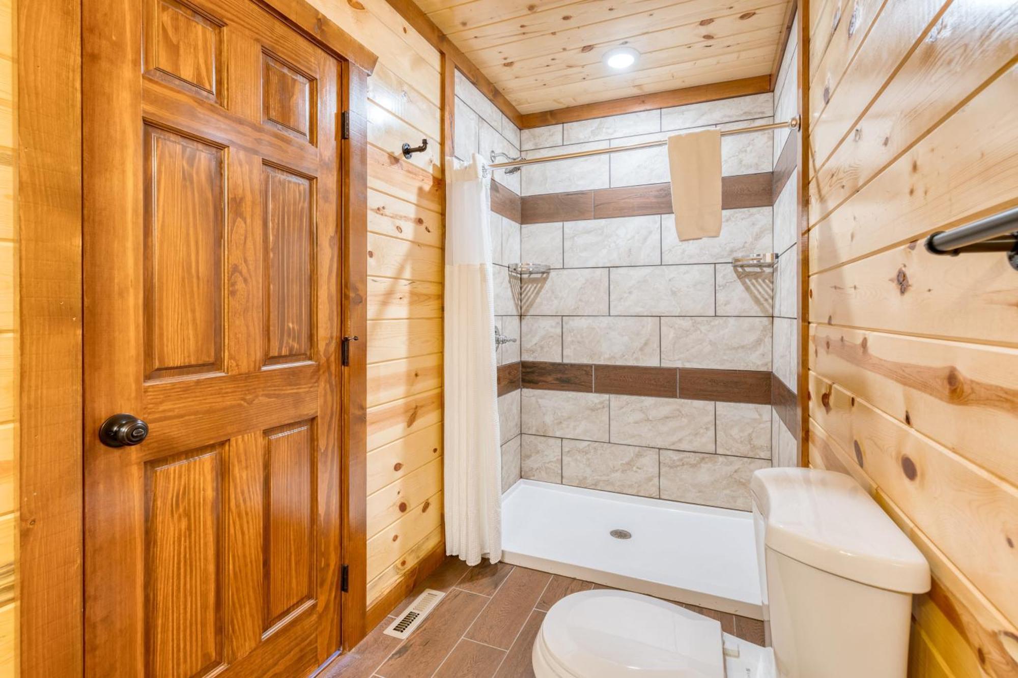 Smokey'S Paradise By Avantstay Sleeps 22 Pool Сивиървил Екстериор снимка